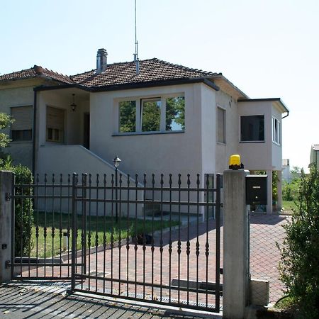 Agrifoglio B&B Nervesa della Battaglia Luaran gambar